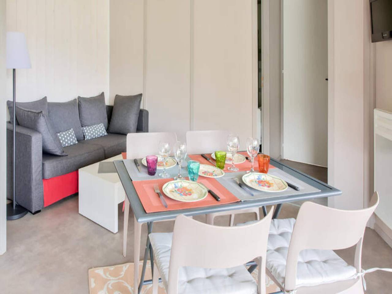 Entire apartment, Apartment in Pont-l'Abbé with Pool Access in Pont-l'Abbé, Quimper region