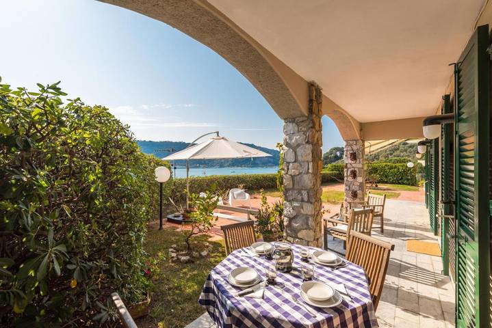 Ferienwohnung für 5 Personen, mit Terrasse und Garten sowie Ausblick in Porto Venere Gemeinde