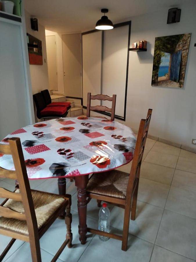 Gîte pour 4 personnes, avec vue et terrasse à Rompon - 3