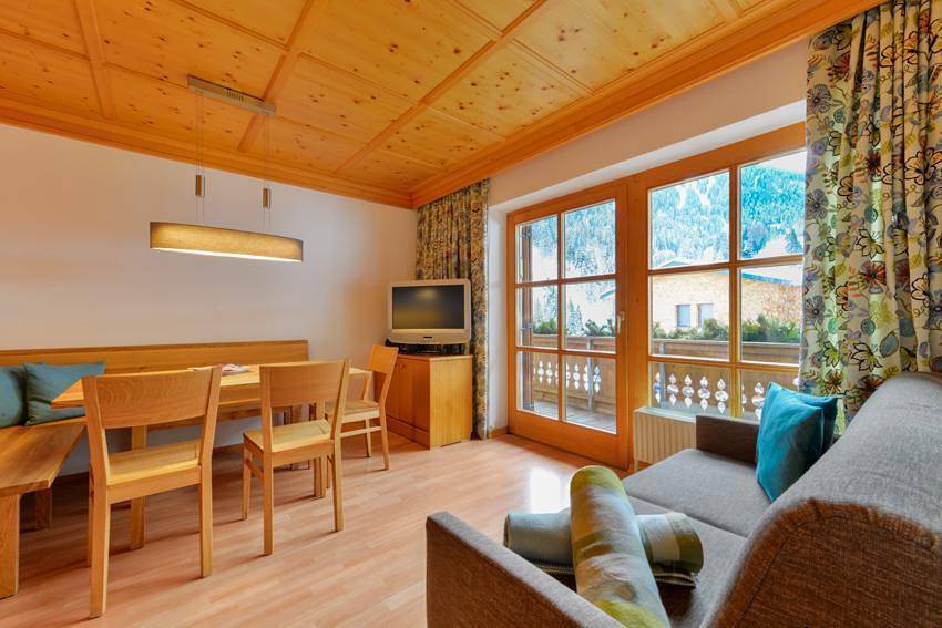 Geheel vakantieappartement, Appartement, douche, Wc, balkon in Tschagguns, Golm im Montafon