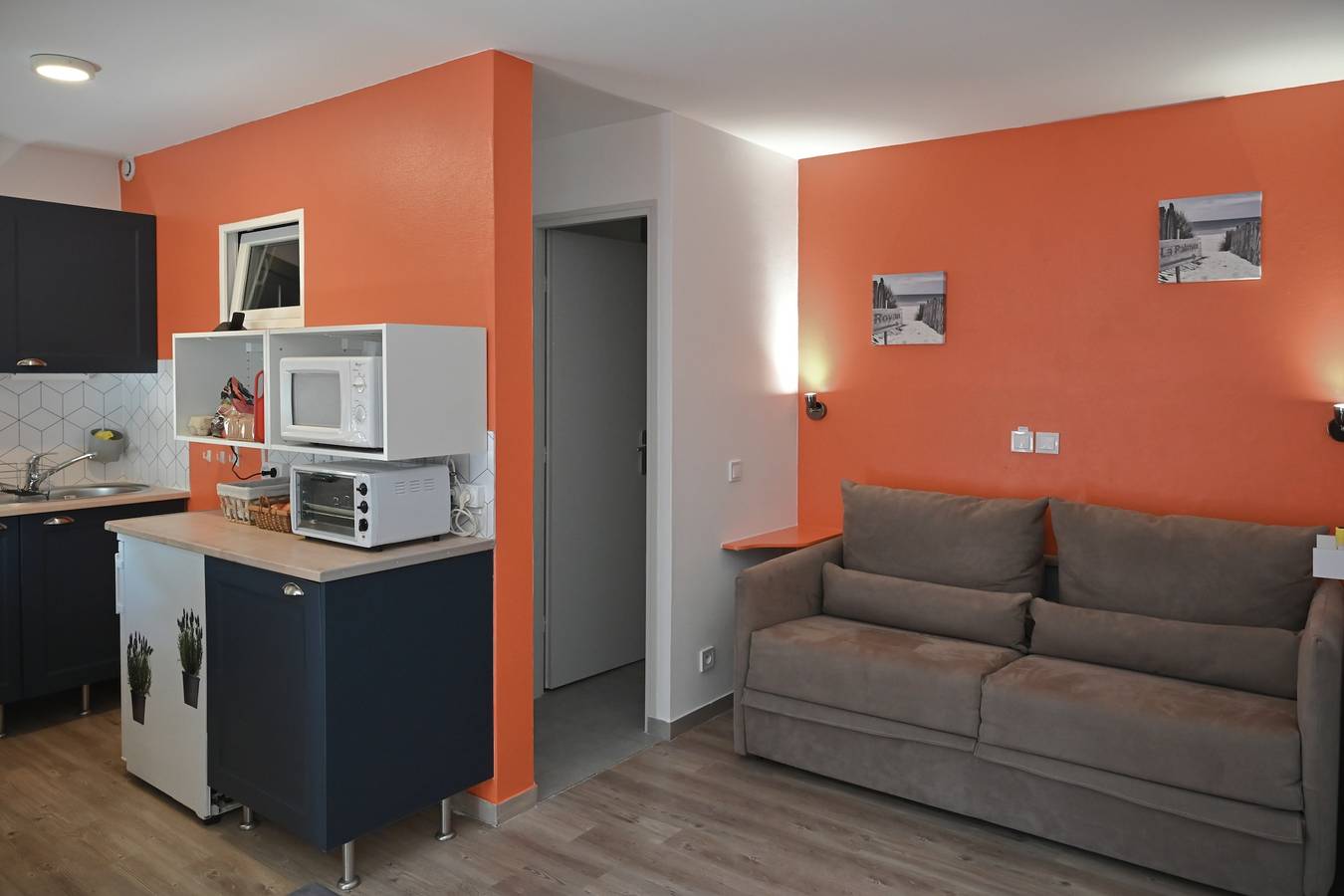 Entire apartment, Le Muguet - 300m de la Plage in Pontaillac, Royan