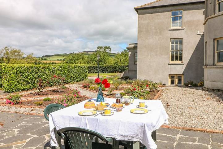 Cottage for 6 people, with Terrace in County Wicklow