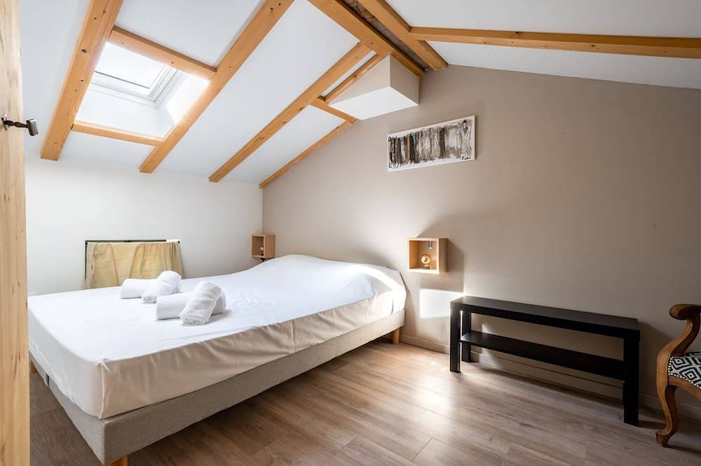 Chez Paulette - Dieulefit - 10pers in Dieulefit, Nyons region