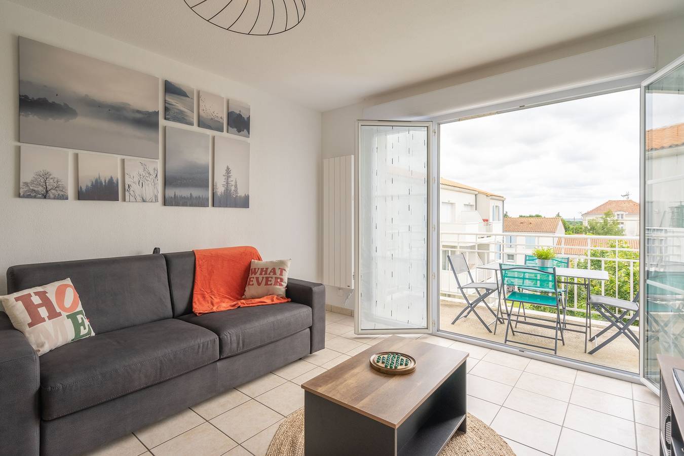 Ganze Wohnung, Apartment 'Evasion Charentaise' mit Gemeinschaftspool, Balkon und Wlan in Marennes, Côte de Beauté