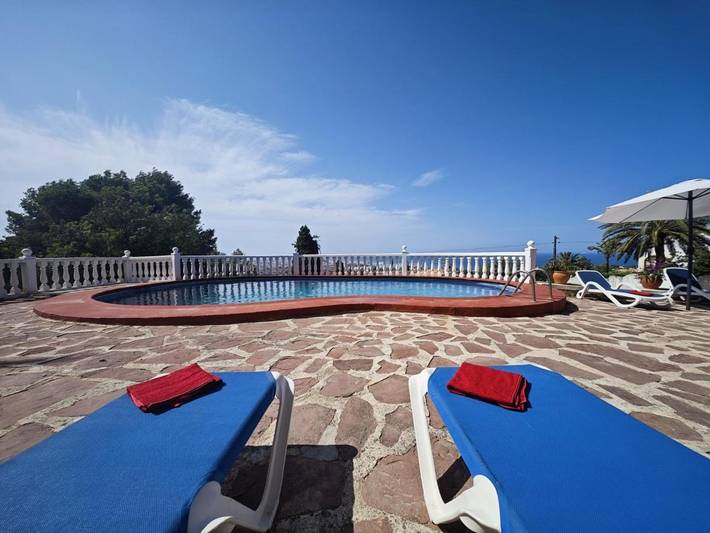 Maison d’hôte pour 2 personnes, avec piscine ainsi que terrasse et jardin à Dénia - 2