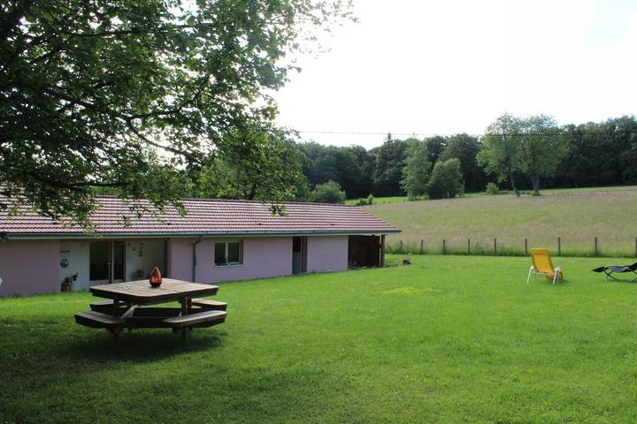 La Villa des Roses in Villars-lès-Blamont, Französischer Jura