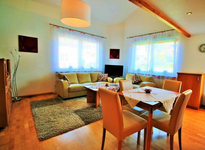 Ferienwohnung für 4 Personen, mit Garten und Ausblick in Zeltingen-Rachtig - 2