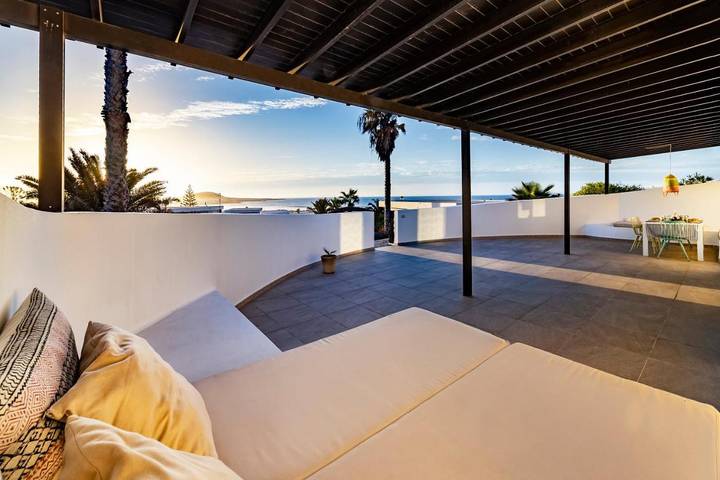 Casa rural para 9 personas, con jardín y piscina además de vistas y vistas al lago en Famara - 3