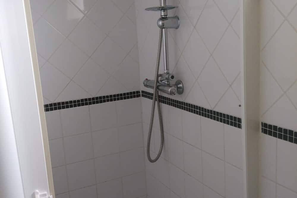 \"Le Patio\" Gites For Two People With Pool in Saint-Martin-de-Crau, Arles region