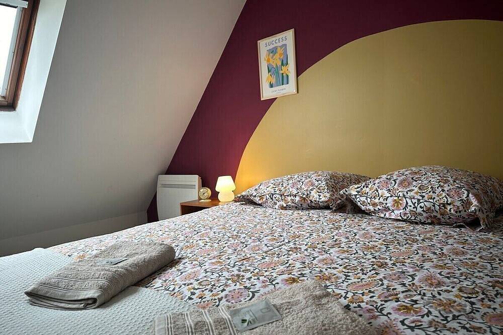 Maison Seventies, climatisée, parking privé in Chablis, Région d'Auxerre