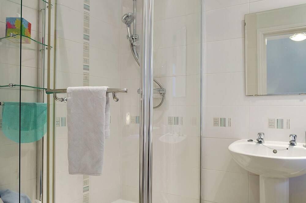 1 bedroom accommodation in Stratford-upon-Avon in Stratford upon Avon, Warwickshire