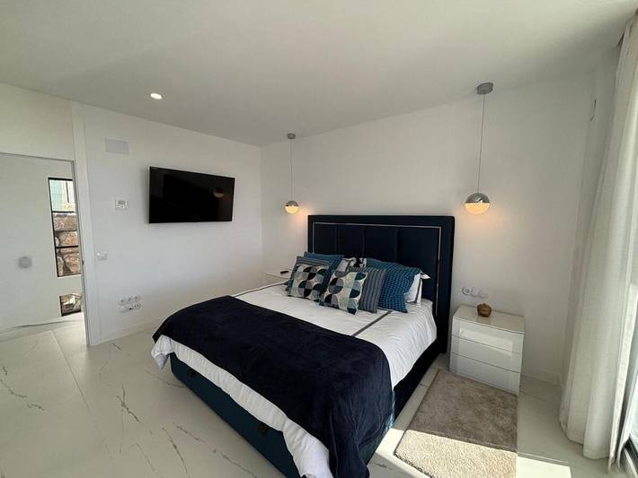 Chalet para 10 personas, con terraza además de vistas y piscina en Campo de Gibraltar - 4