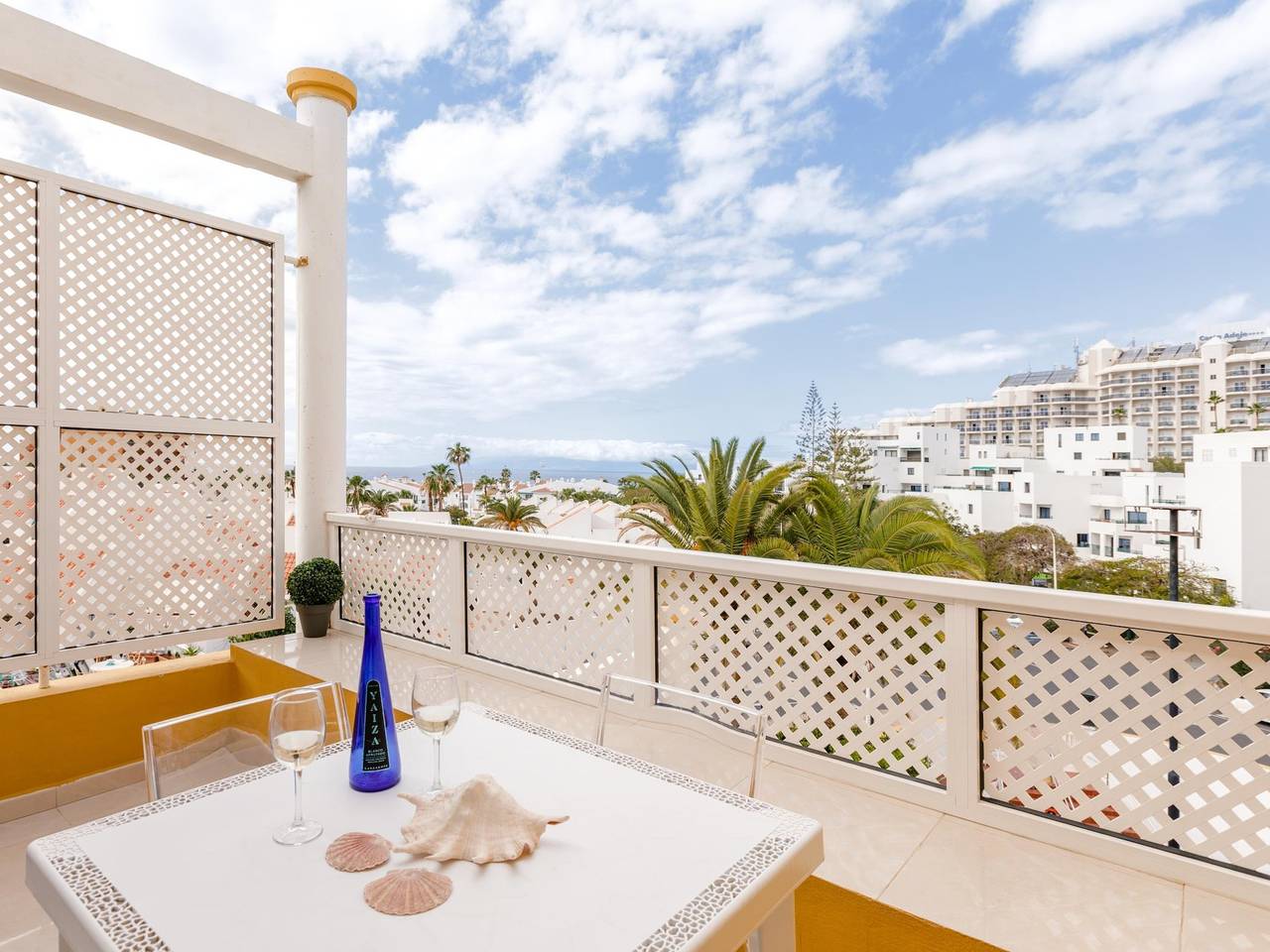 Ganze Ferienwohnung, Ferienwohnung für 3 Personen mit Terrasse in Playa Puerto Colón, Adeje