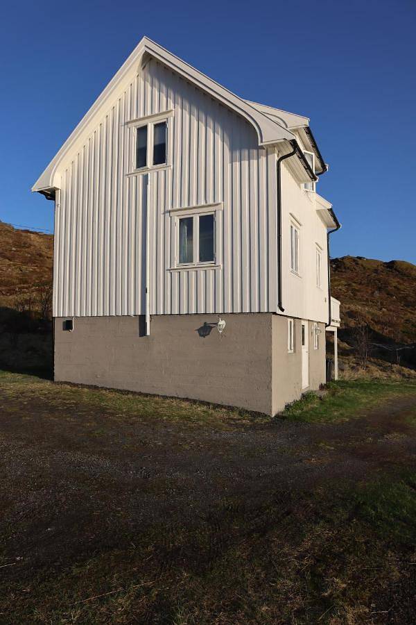 Ferienhaus für 6 Personen, mit Ausblick und Balkon auf den Lofoten - 3