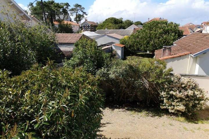 Gîte pour 4 personnes, avec terrasse dans Plage de la Cèpe - 2