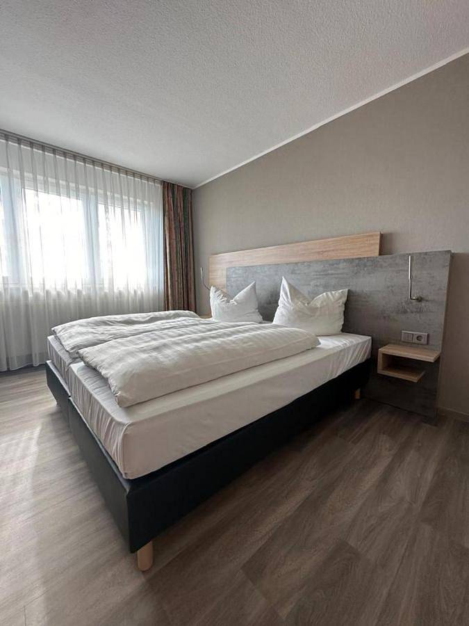 Hotel für 2 Personen, mit Terrasse in Wörrstadt