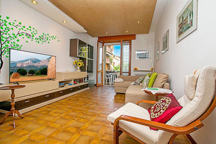 Ferienwohnung für 6 Personen, mit Balkon in Verona