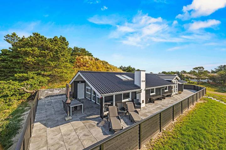 Villa für 6 Personen, mit Balkon/Terrasse und Terrasse