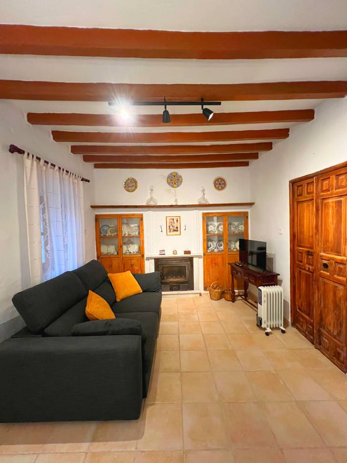 Ganze Wohnung, Ferienwohnung für 5 Personen mit Terrasse in Canillas de Aceituno, Cordillera Penibética