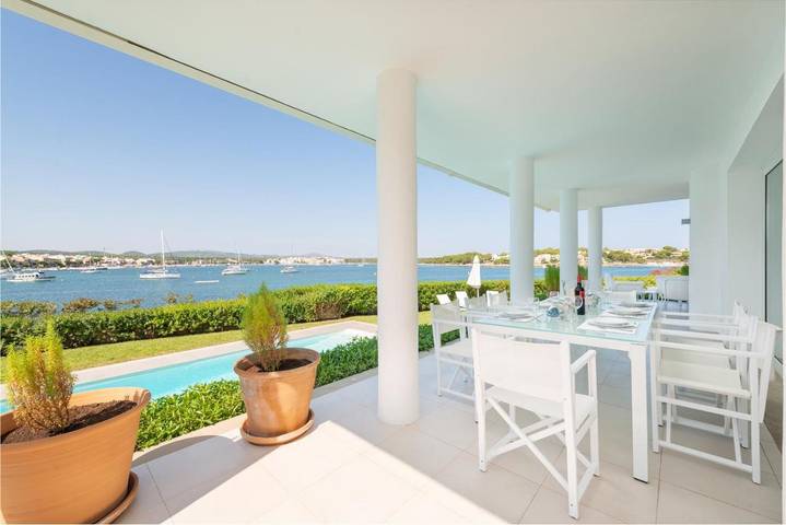 Villa für 10 Personen, mit Balkon und Terrasse sowie Garten und Pool in Portocolom - 4