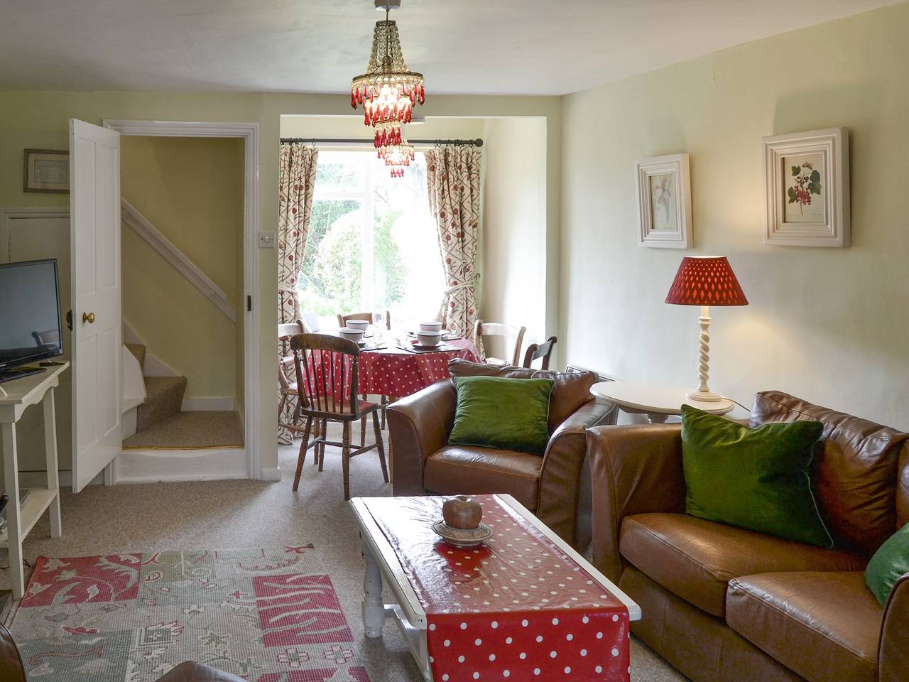 Hollyhock Cottage -Uk33553 in Blakeney, Norfolk Coast