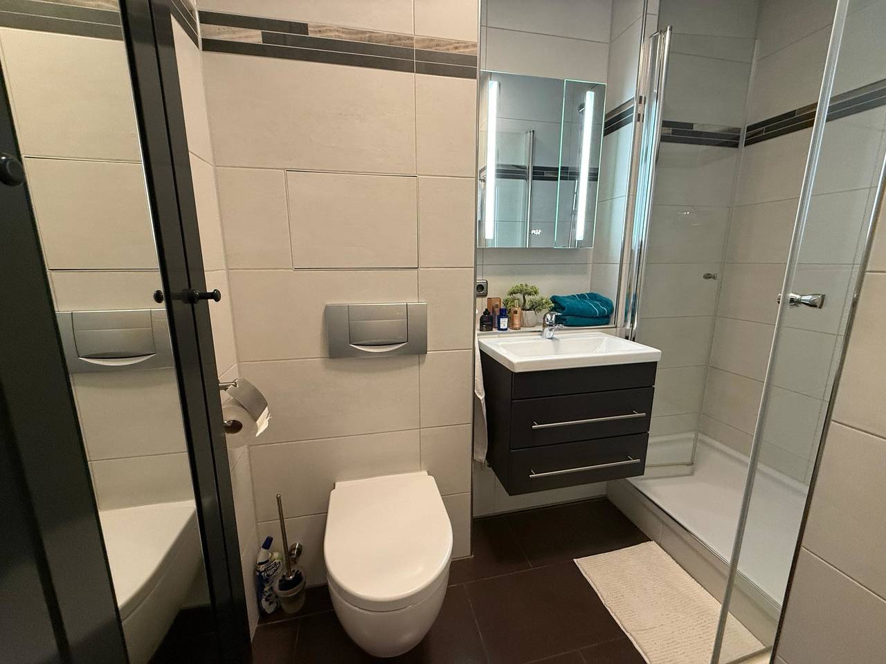 Ganze Ferienwohnung, Ferienwohnung Vivien in Gera für 3 Personen - Neu & hochwertig ausgestattet in Gera, Ostthüringen