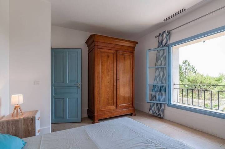 Magnificent stone farmhouse in Murs, Regionaler Naturpark Luberon