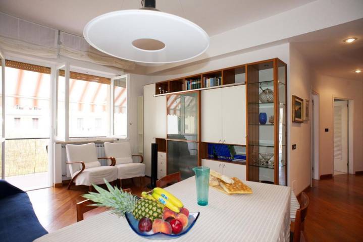 Appartamento per 4 persone, con balcone e panorama in San Terenzo