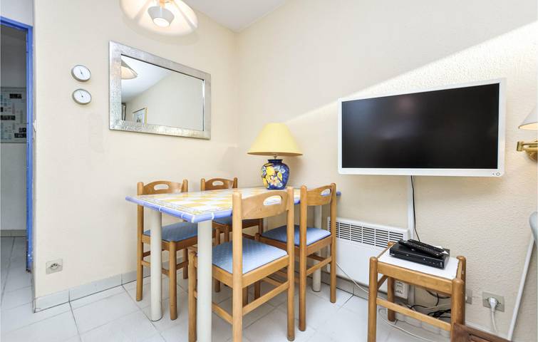Appartement de vacances entier, Location de vacances avec vue sur la mer, avec parking, piscine, terrasse et Internet in Cannes, Côte méditerranéenne (France)