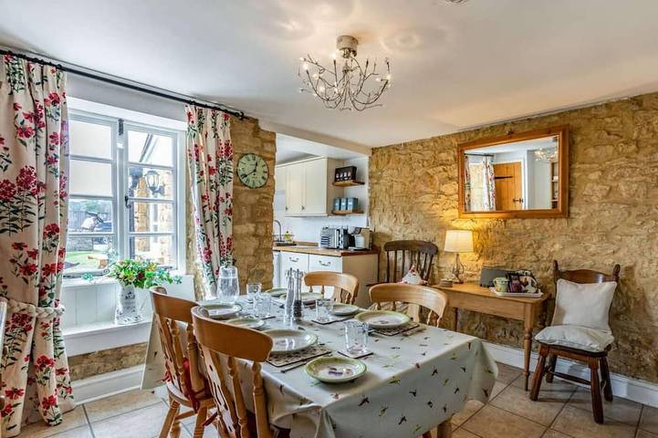 Cottage for 4 people, with garden in Bourton-on-the-Water