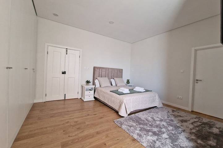 Gîte pour 12 personnes, avec jardin dans Sernancelhe - 3