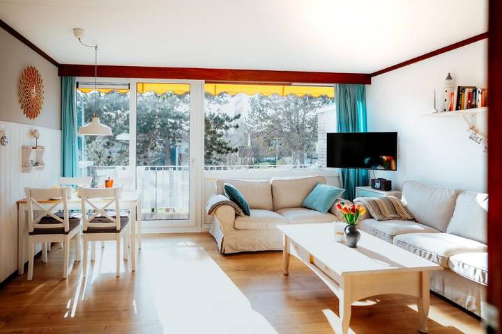 Ferienwohnung für 4 Personen, mit Balkon und Terrasse sowie Garten und Kinderpool in Nieuw-Haamstede
