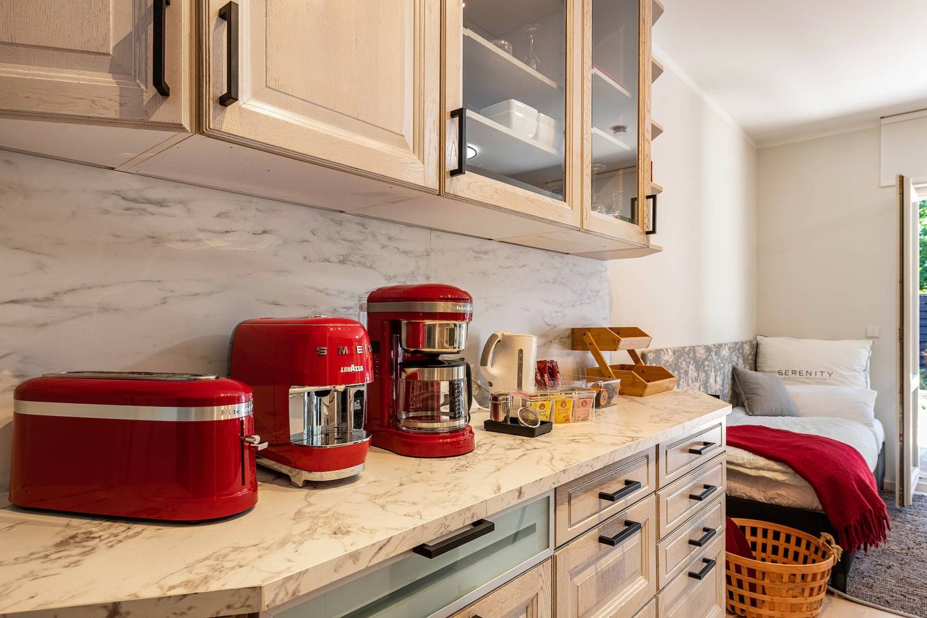 Ganze Wohnung, Lakeside Retreat Apartment – Kiefernwald & Sandstrand zwischen Berlin und Tropical Islands in Bestensee, Dahme-Seengebiet
