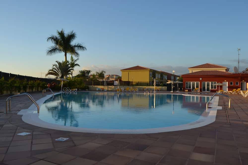 Nice duplex, comfortable, and located in quiet area in Maspalomas, San Bartolomé de Tirajana