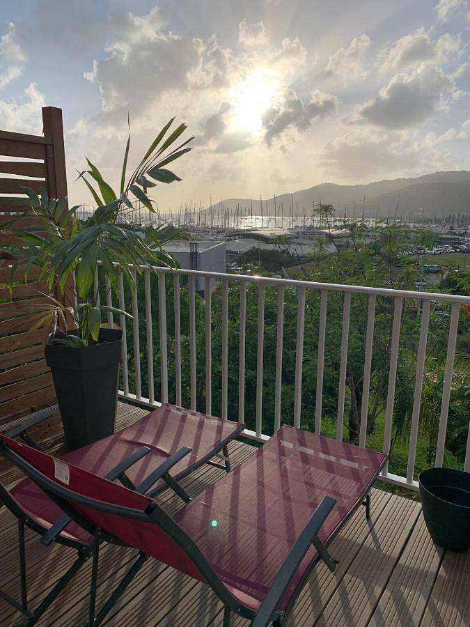 Gîte pour 4 personnes, avec vue et jardin dans Marina du Marin - 4