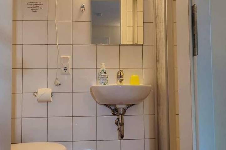Chambre triple douche / Wc / TV - Schloss Thorn in Palzem, Arrondissement de Trèves-Sarrebourg