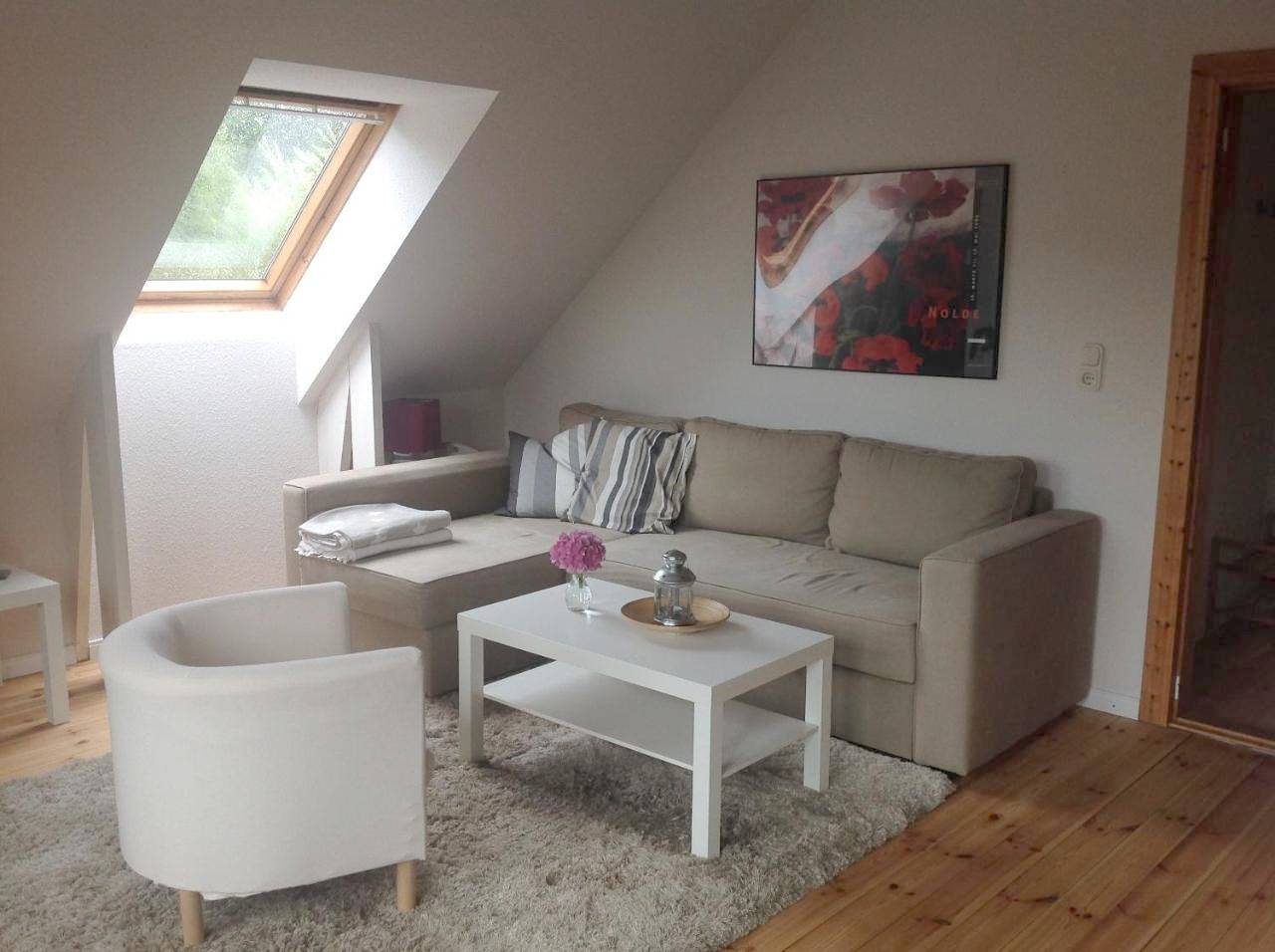 Ganze Wohnung, Apartment with Garden View in Fleckeby, Rendsburg-Eckernförde