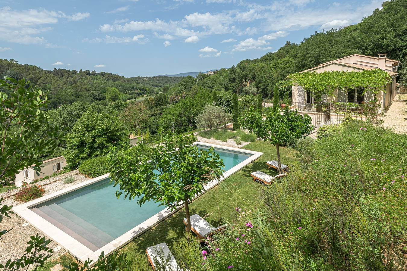 La Belle échappée maison de vacances avec piscine à Ménerbes in Ménerbes, Parc naturel régional du Luberon