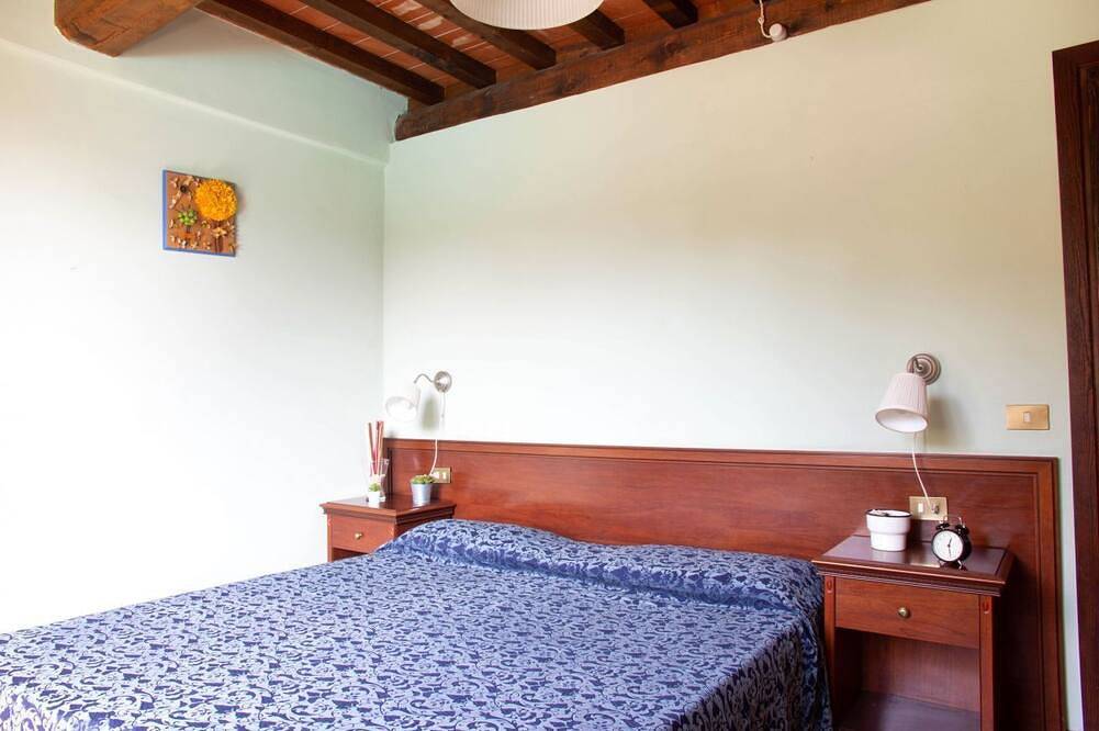 Ganze Wohnung, Wohnung im ersten Stock von etwa 50 Quadratmetern ein Schlafzimmer, ein Bad mit Dusche für 4 Personen in Gambassi Terme, Florenz Provinz