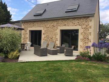 Gîte pour 4 personnes, avec jardin, animaux acceptés à Le Mesnil-Ozenne