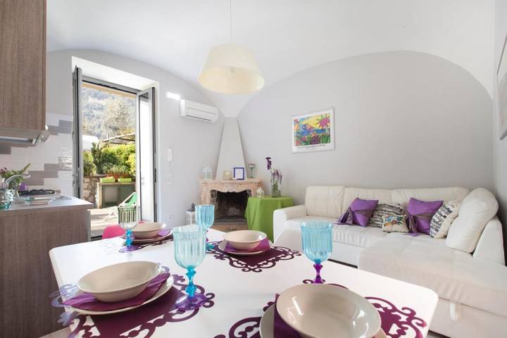 Casa vacanza per 4 persone, con giardino a Sorrento