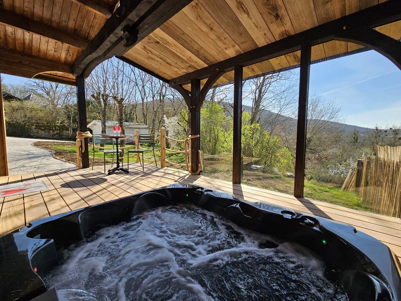 Gîte l'Interlude, spa, 2 pers. (+2) in La Bussière-sur-Ouche, Région de Beaune