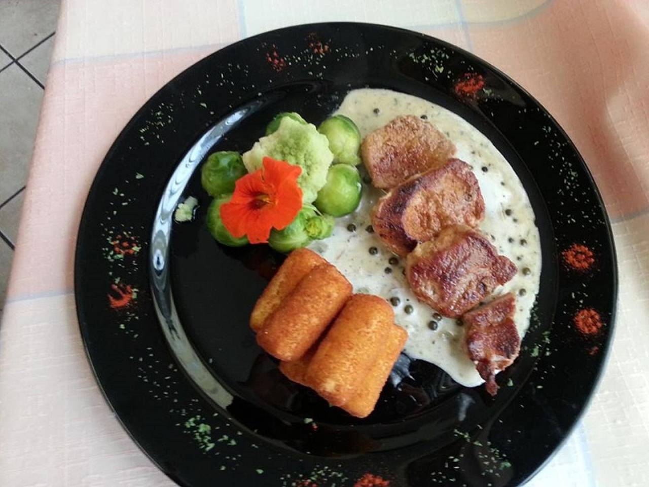 Gasthof Gosauschmied - Vierbettzimmer Klassik mit Balkon in Gosau, Dachstein West