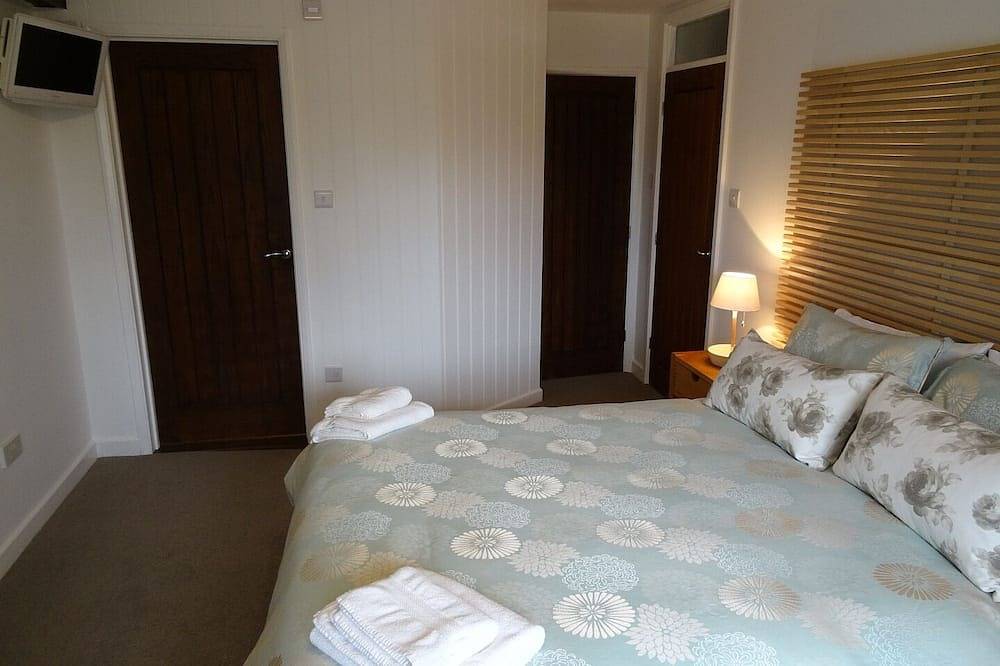 Once a Cattle Barn, now Spacious Luxury Accommodation! in Holme-next-the-Sea, Norfolk Coast