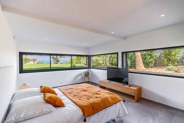 Villa pour 8 Personnes dans La Madrague, Hyeres, Photo 2