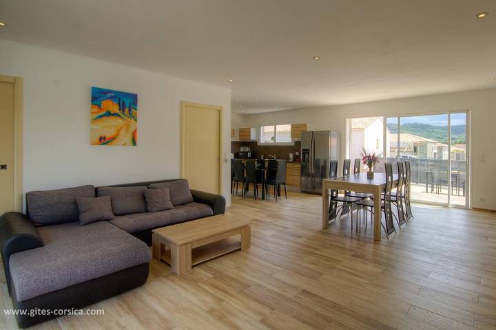 Gîte pour 4 personnes, avec Terrasse et Jardin ainsi que Piscine et Vue à Oletta - 4