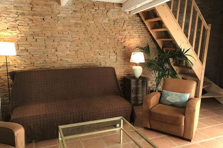 Location de vacances pour 6 personnes, avec jardin et piscine, animaux acceptés à Varennes (Haute-Garonne)