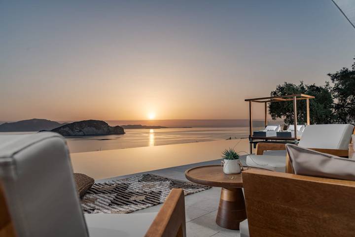 Διαμερίσματα διακοπών για 9 άτομα, με κήπο και θέα στον ωκεανό καθώς και πισίνα στο Κερί