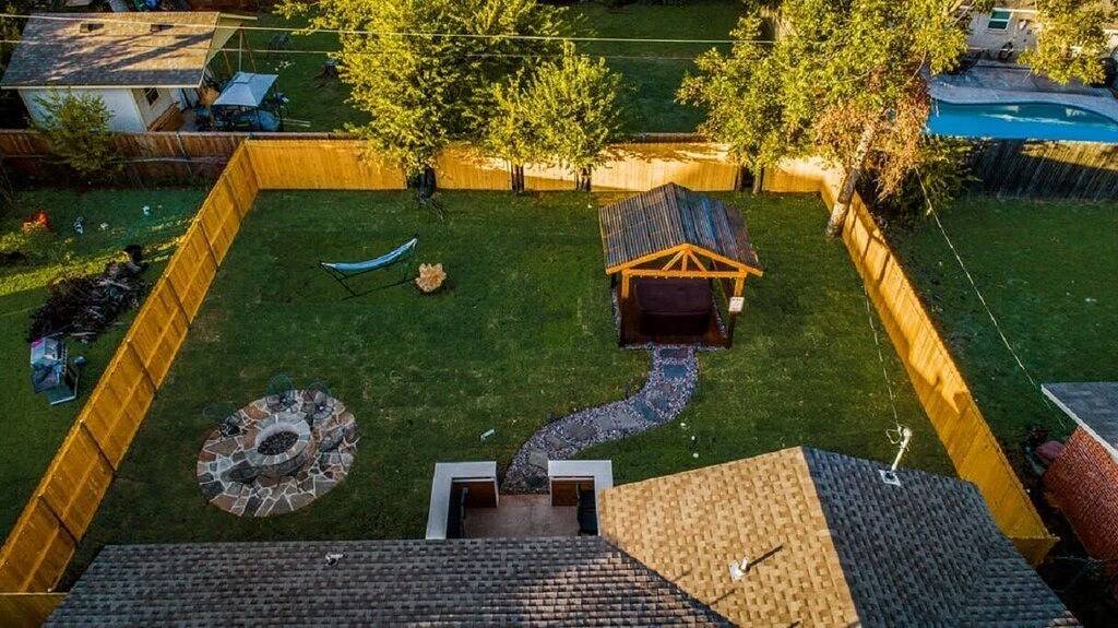 Luxury Home w/ Hot Tub near At&T Stadium in Arlington, Tarrant County