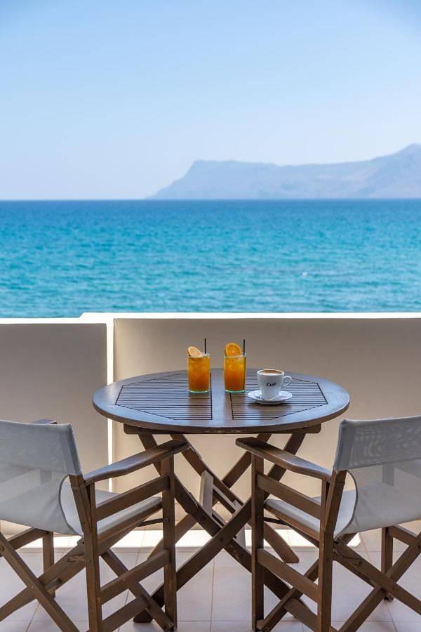 Appart’hôtel pour 4 personnes, avec piscine ainsi que vue et jardin
